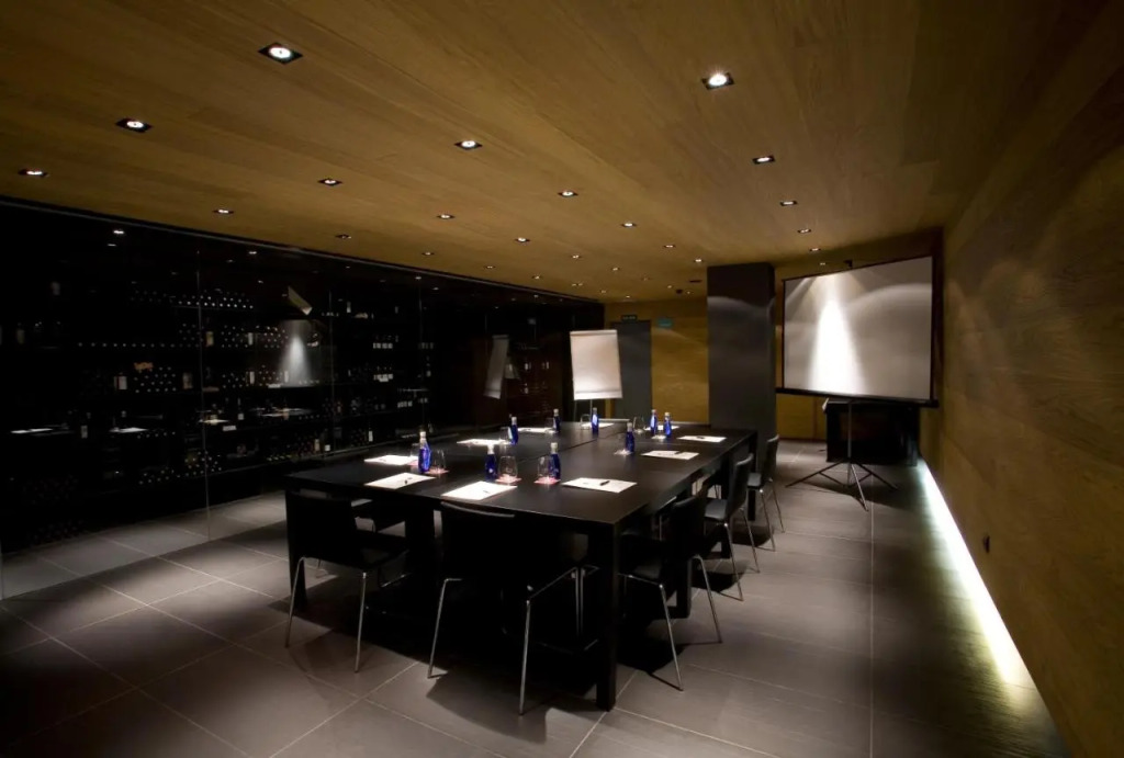Blu Hotel Almansa