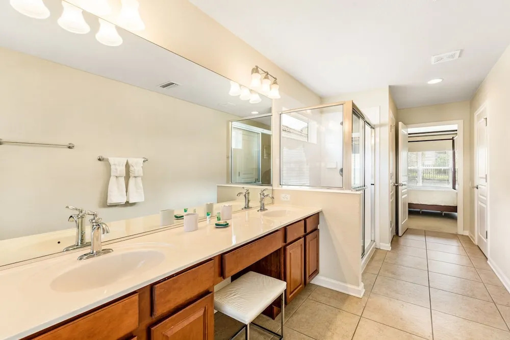 Luxury Modern Home With CDC Cleaning Standards, 2 Miles From Disney #6wh546