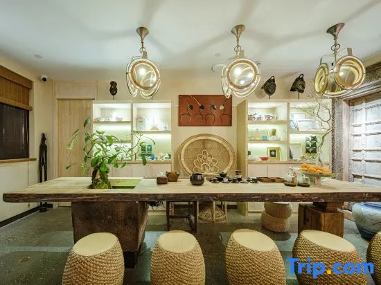 Floral Lux Hotel Shaoxing Hemu Fossil Private Museum