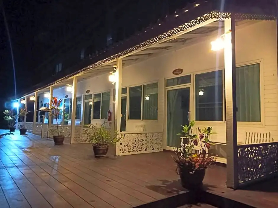 Khaokor Whitehome Resort