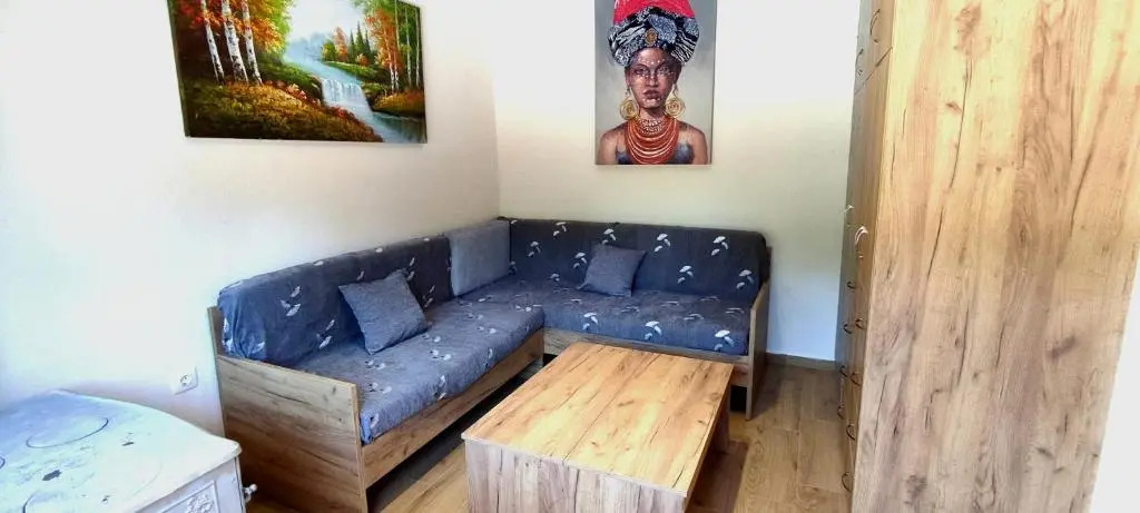 lake agia apartments