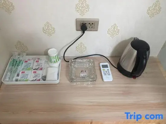 Lvliang Qinwan Express Hotel