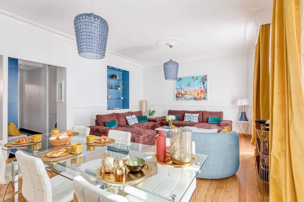 Luxury 2BR Apartment Near Le Vieux and Croisette