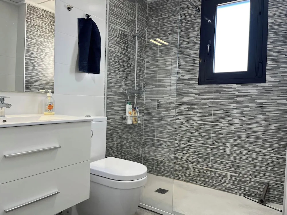 Luxury Three Bedroom Villa with Private pool and rooftop Solarium