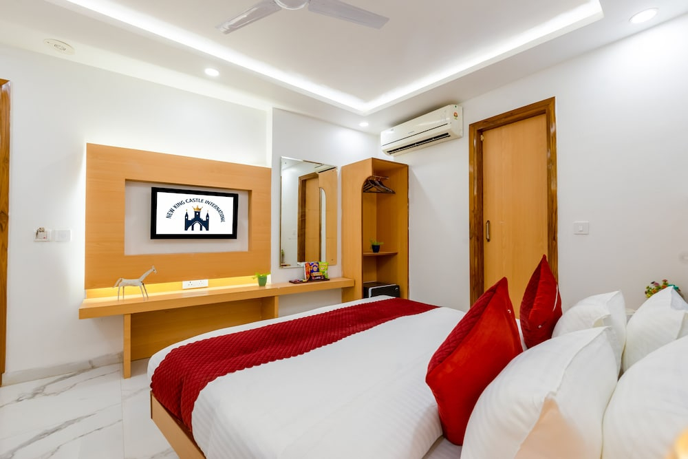 Hotel New King International- Free Airport Pick up