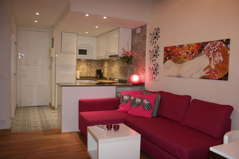 Avenida Apartments Blasco de Garay