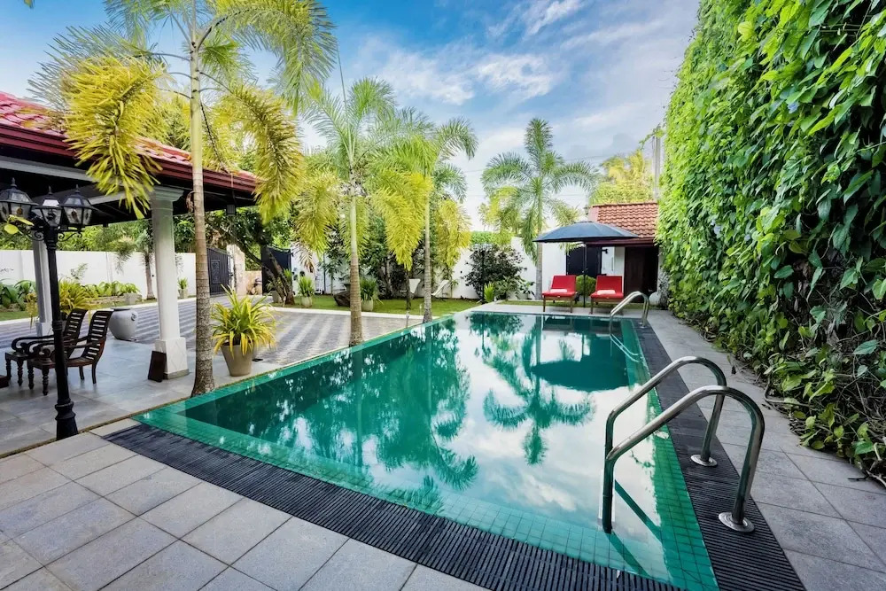 ThiThis Palace Mirissa