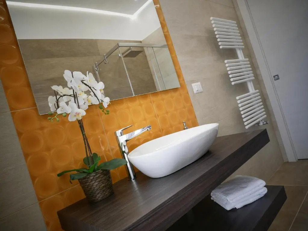Denza Apartments