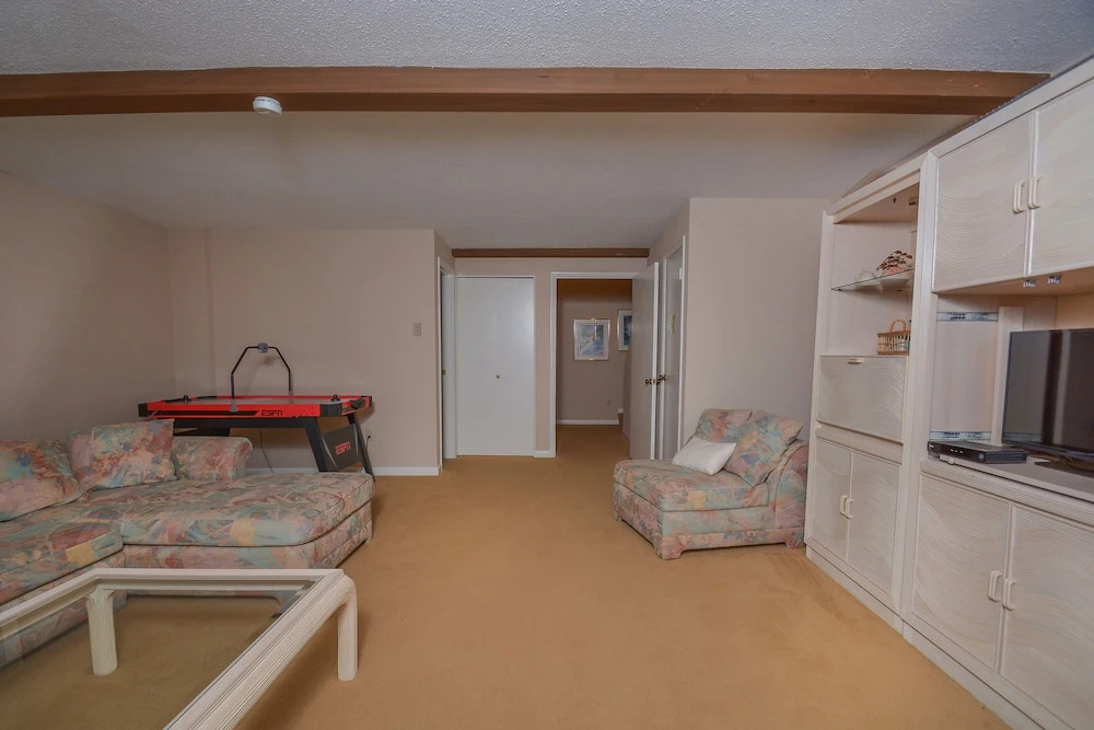 Villages of the Wisp Lakeview Court 2 Bedroom Townhome #39