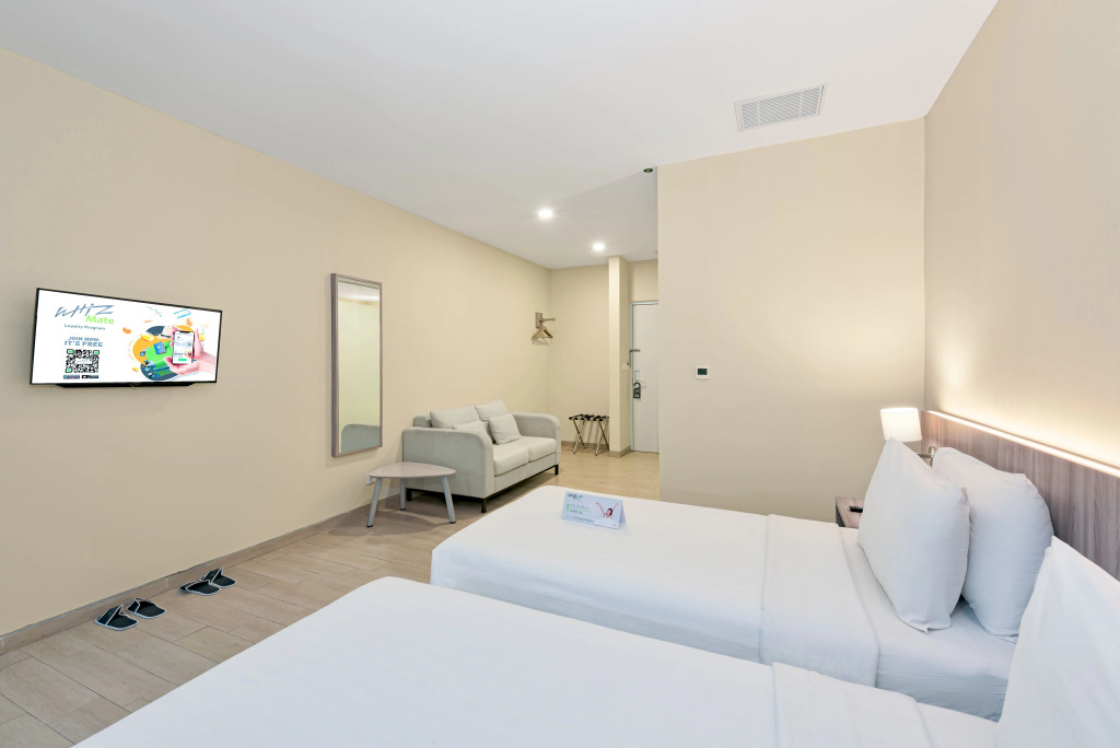 Grand Whiz Megamas Manado