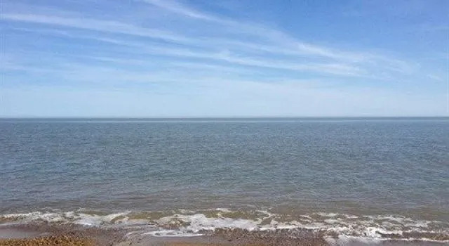 Henrys On The Prom