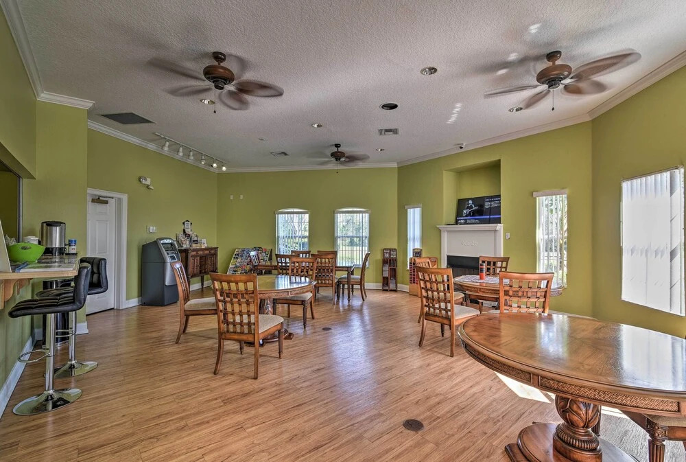 4 Mi to Wdw: Group Resort Escape w/ Game Room