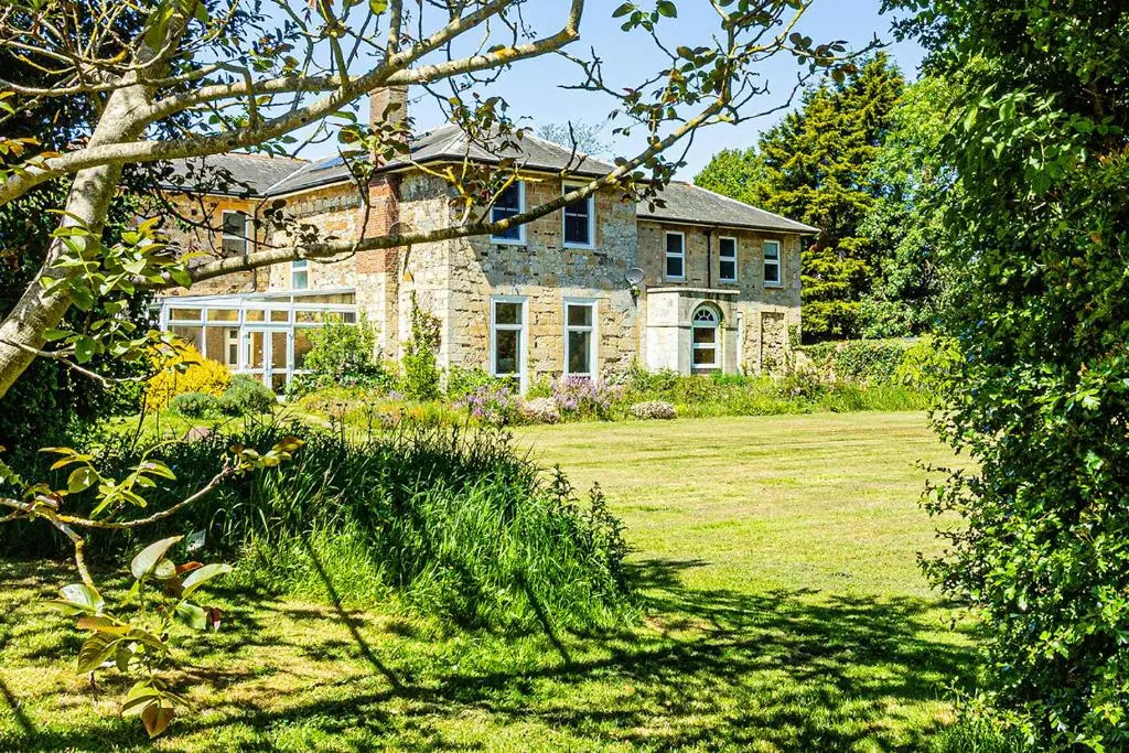 Cosy Wolf Bed & Breakfast