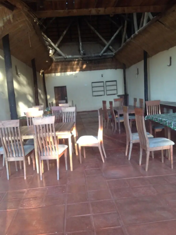 Livingstone Guest Farm - Hostel
