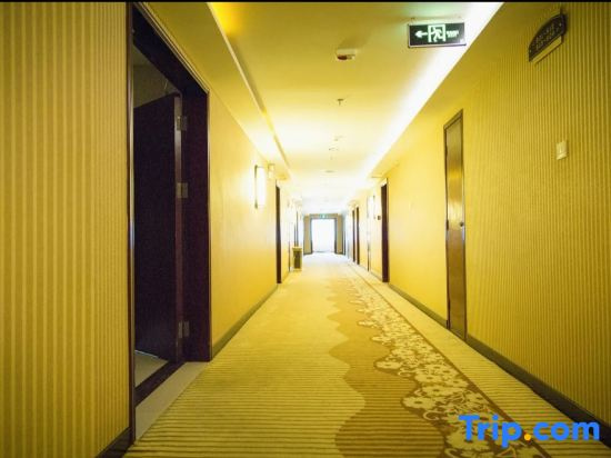 Lingtang Hotel
