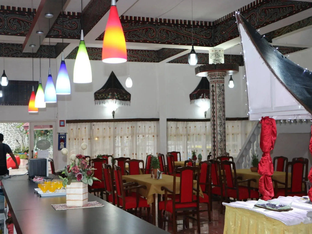 Parapat View Hotel