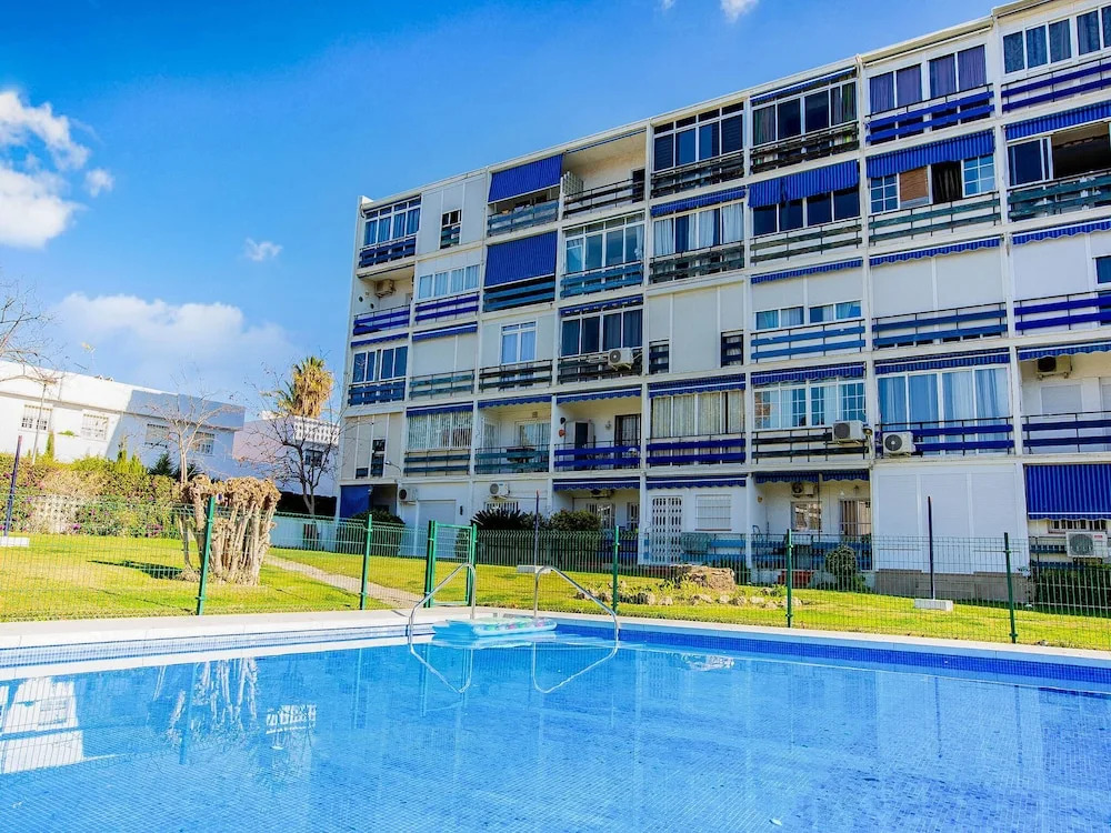 Pleasant Apartment in Torremolinos With Swimming Pool
