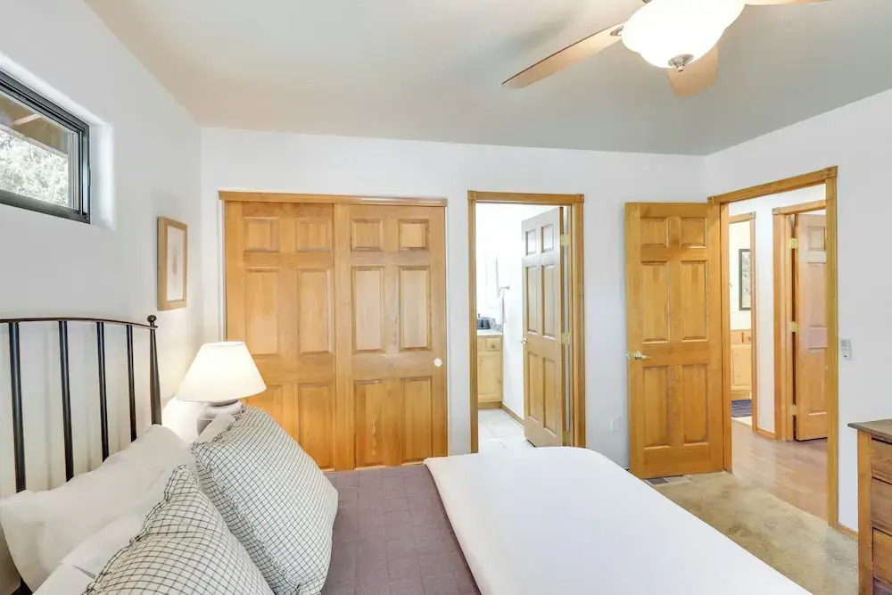 Large Yard, Patio + Gas Grill: Show Low Cabin
