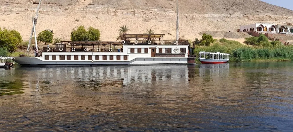 Dahabeya Farouz El Nil 3 Nile Cruise - Every Saturday from Luxor for 07 & 05 Nights