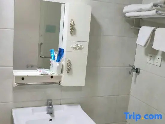 Shanghai Yanyu Apartment