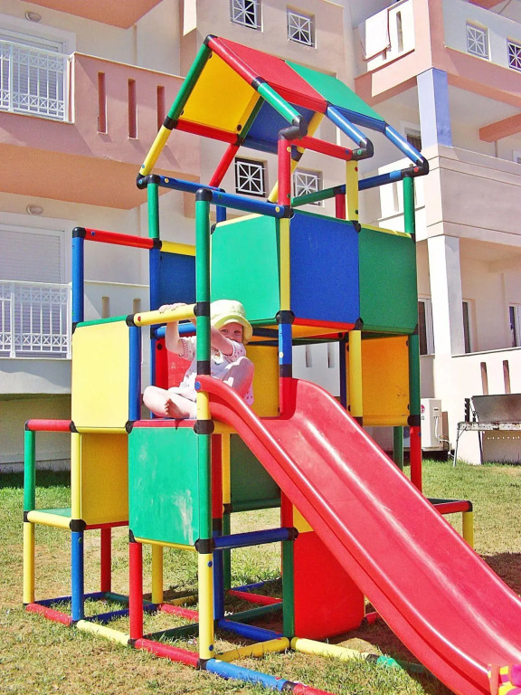Xenos Kamara Beach
