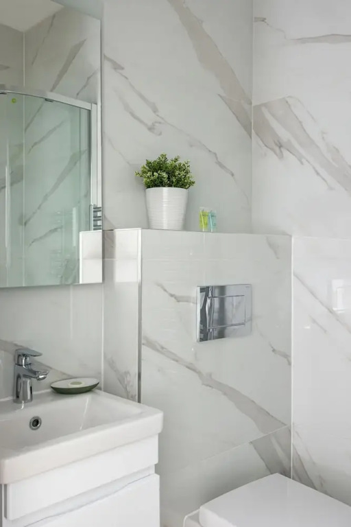 Picktheplace Kensington Lux Apartments