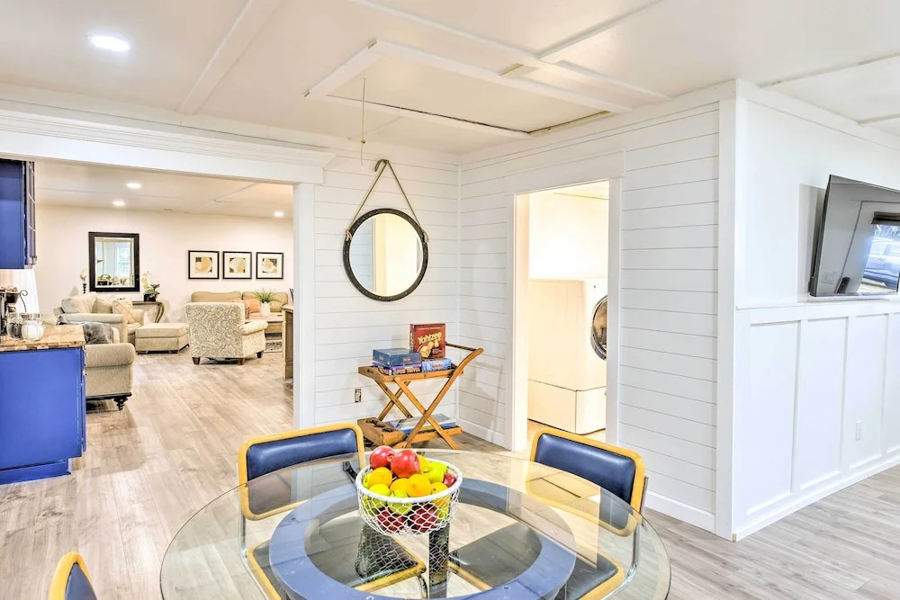 Bright Beaufort Home w/ Porch & Fire Pit!