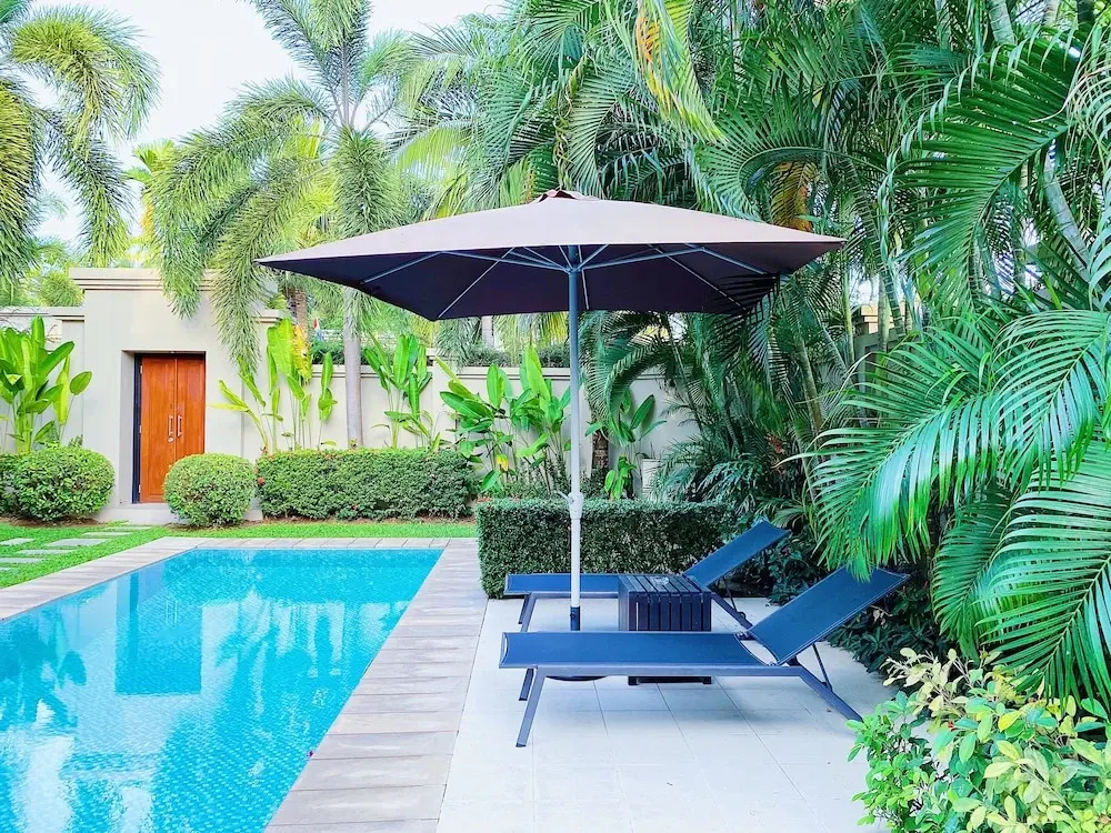 Fabulous 2br Pool Villa Walk to Bangtao Beach and Catch Club