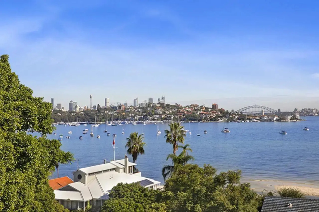 CALE1A - Beachside Harbour Haven