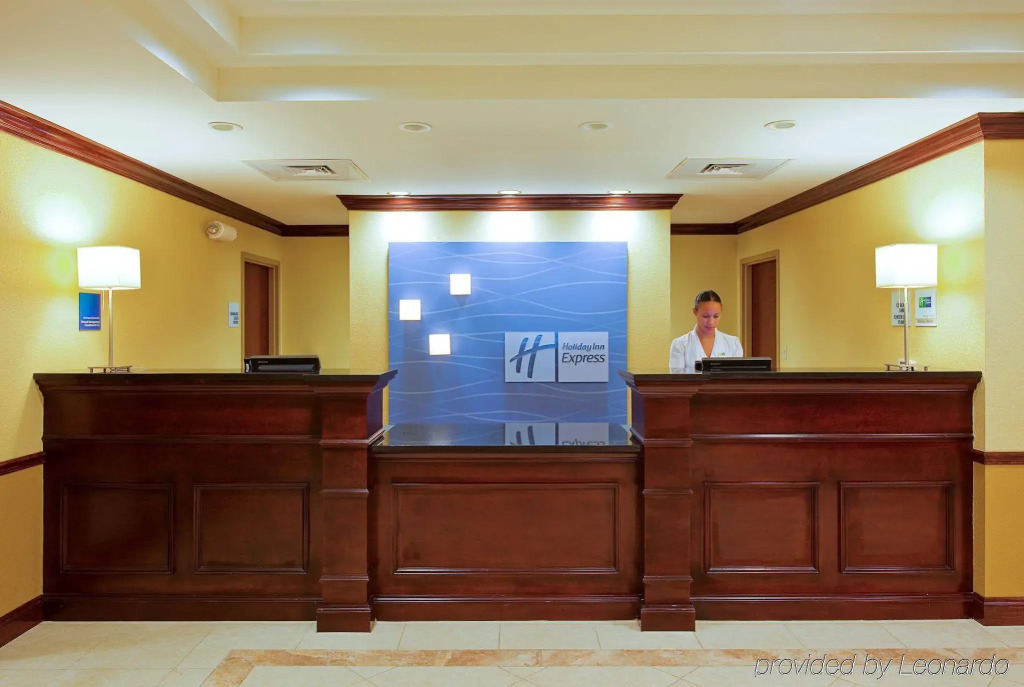 Holiday Inn Express Hotel & Suites Pensacola-West Navy Base by IHG