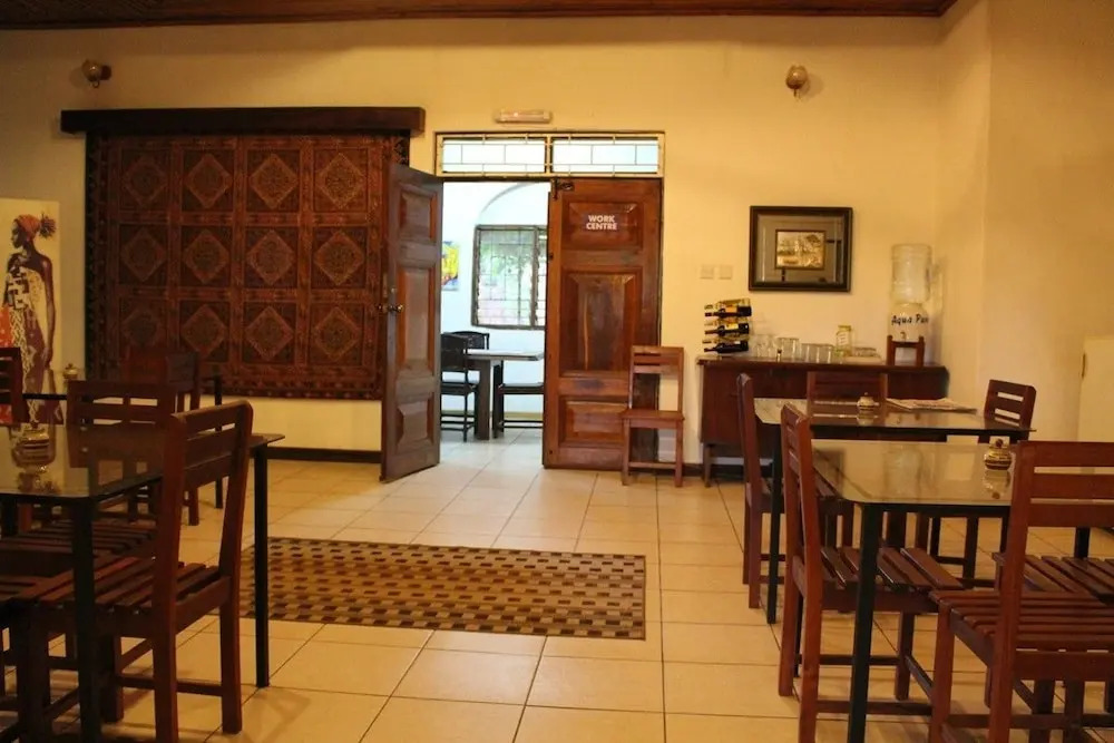 Cluny Lodge