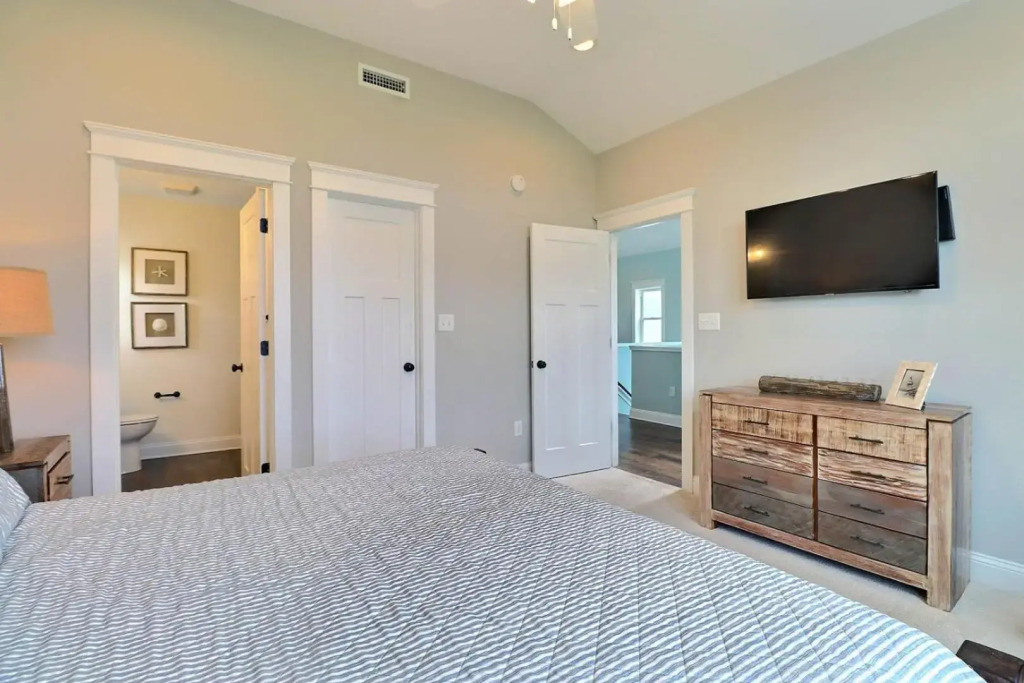 4058 - Beach Haven