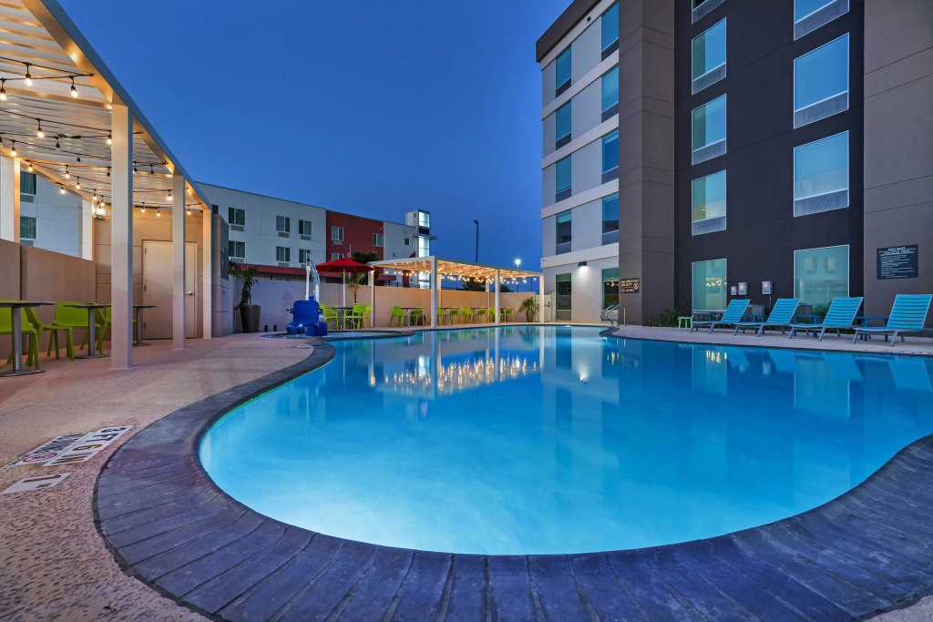 Home2 Suites by Hilton Laredo, TX