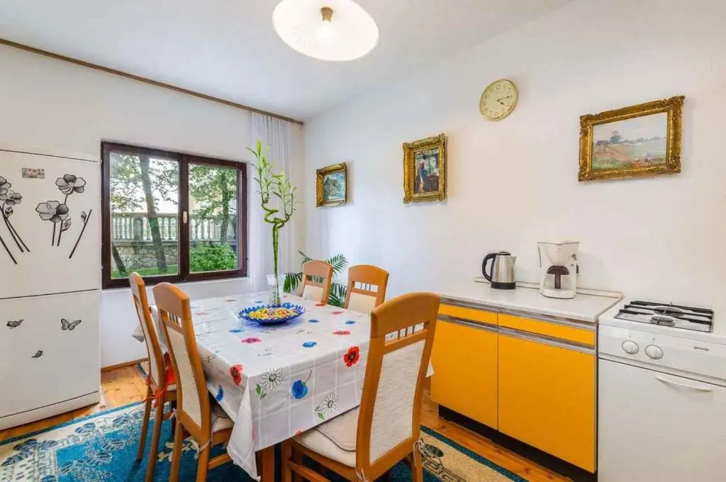 Apartment in Jadranovo 39395