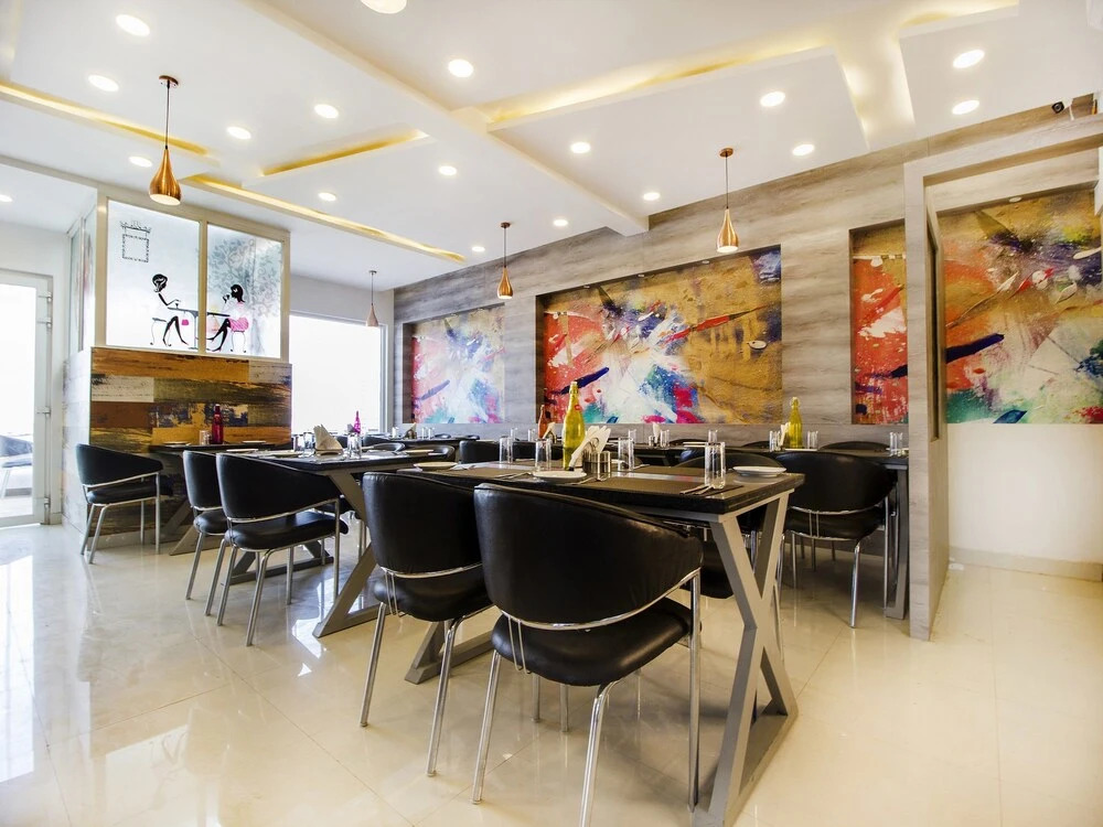 FabHotel Luxurs Gopalpura