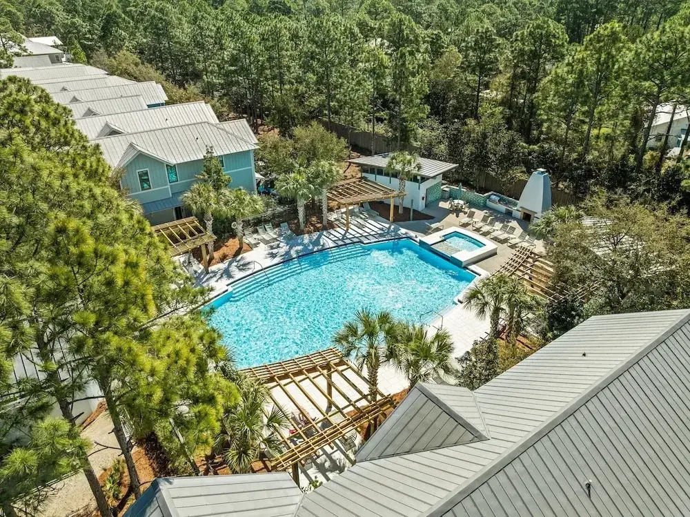 South Of 30a Close To The Beach + Watercolor Beach Club Evergreen Dream 5 Bedroom Home by RedAwning