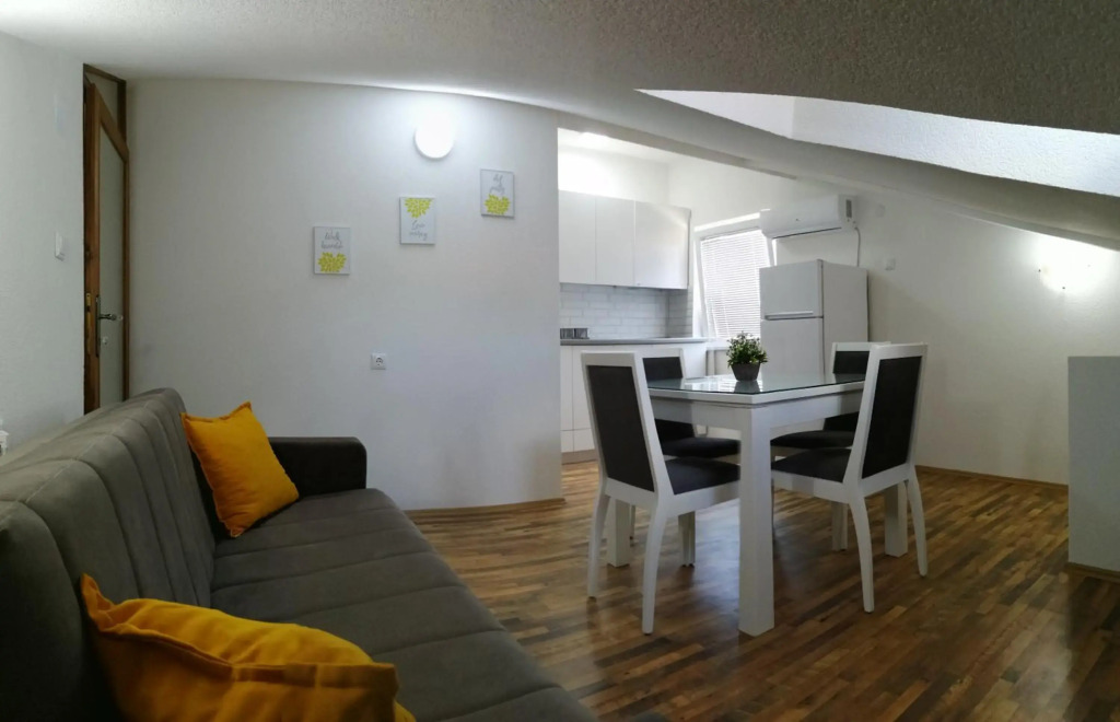 Petroski Apartments