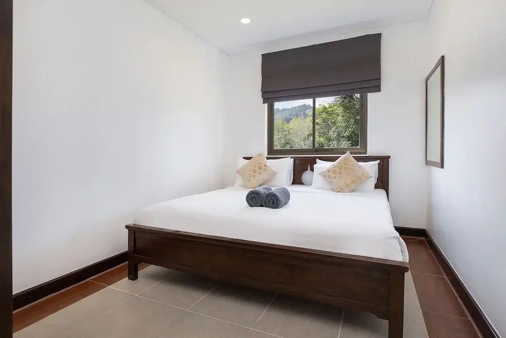 Spacious 3BR Pool Access Villa Argent 7