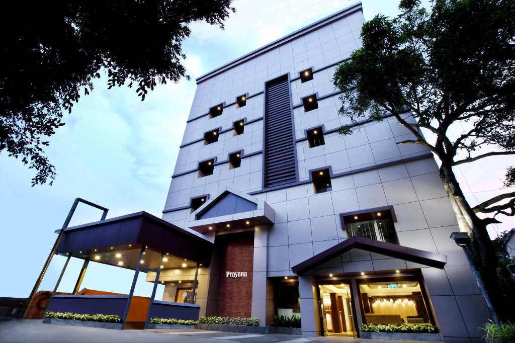 Prayana Hotels