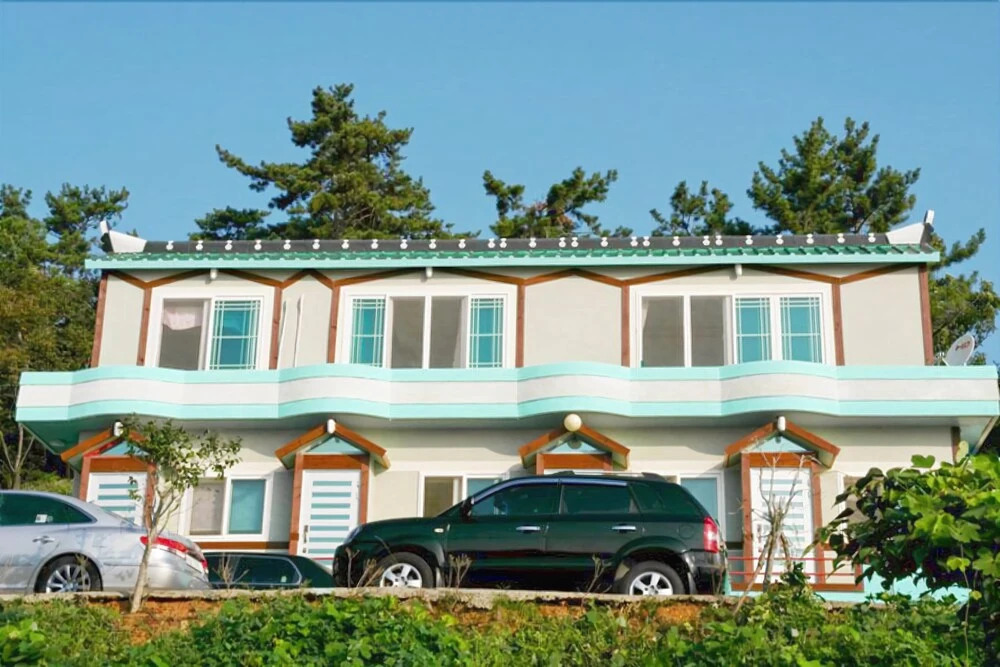 Yeosu Hyangilam Jeonmangdae Pension