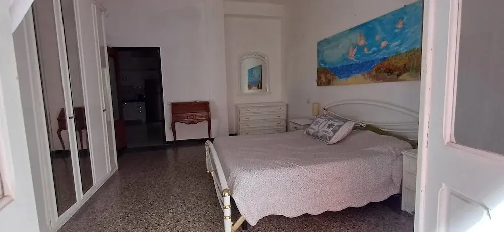 Super Central Rooms