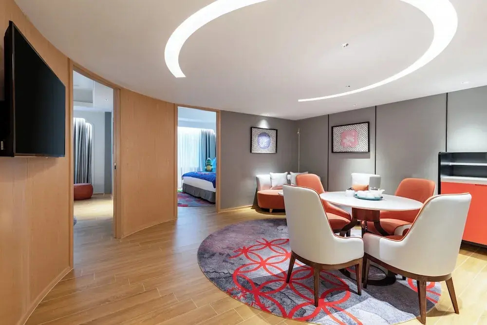 voco Guangzhou Shifu, an IHG Hotel
