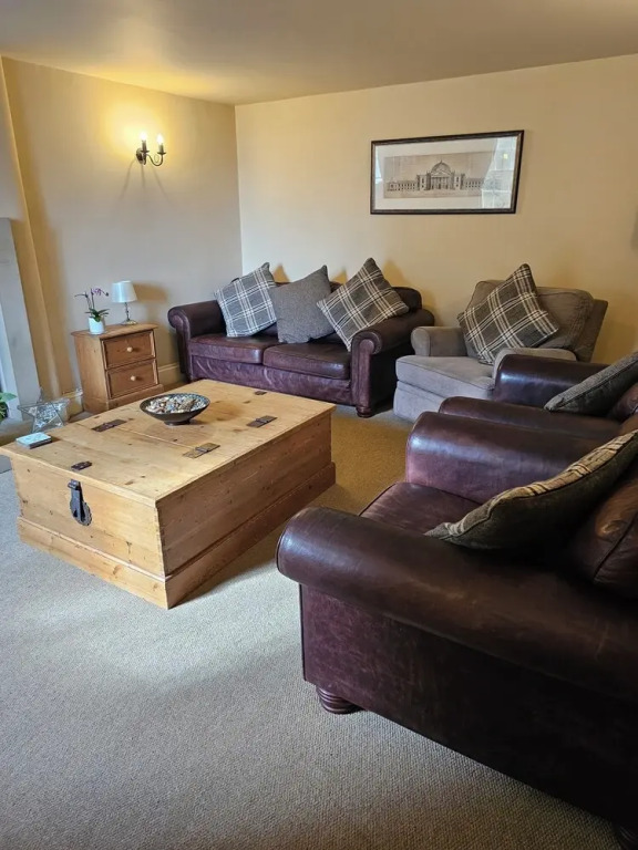 Beautiful 3-Bed House in Longnor near Buxton