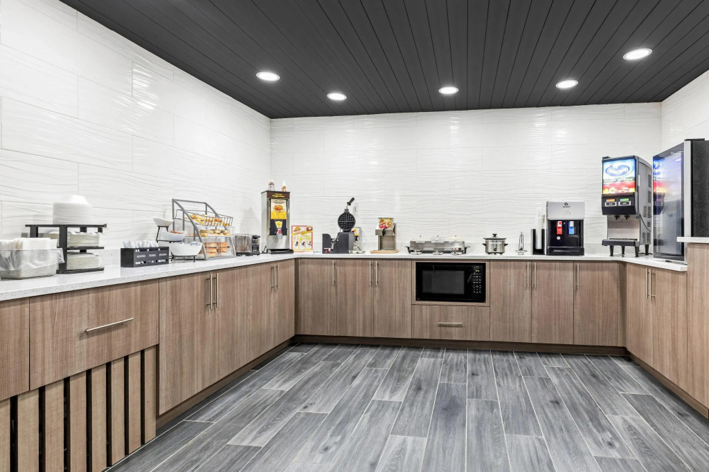 Super 8 by Wyndham Athens