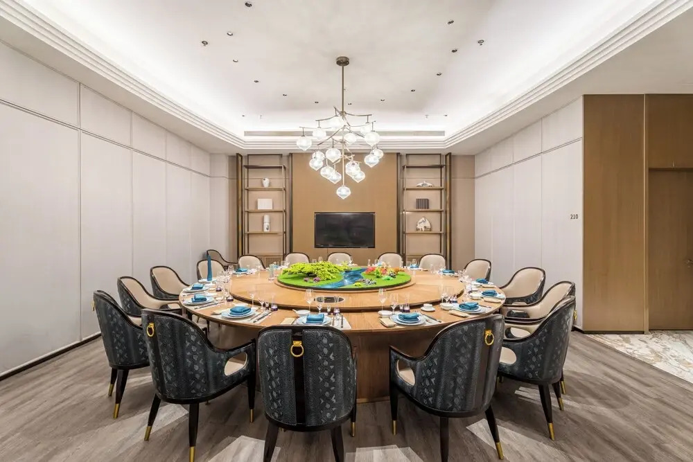 Grand Honor Hotel