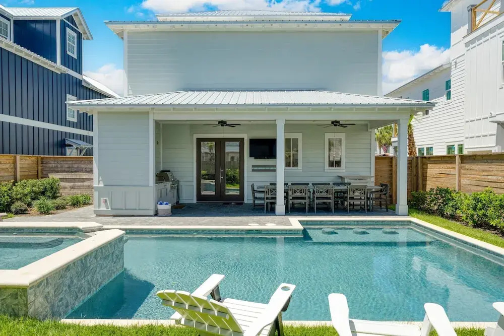Aquamarine by Avantstay 7BR w/ Pool, Hot Tub, Outdoor Dining, BBQ & Near Beach