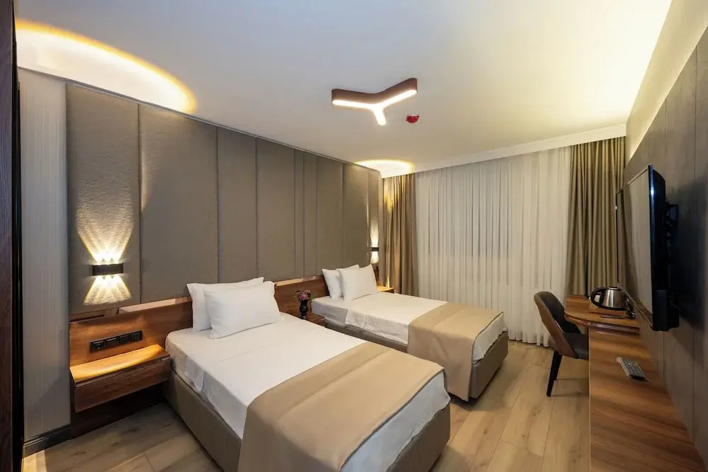 Vess Hotel