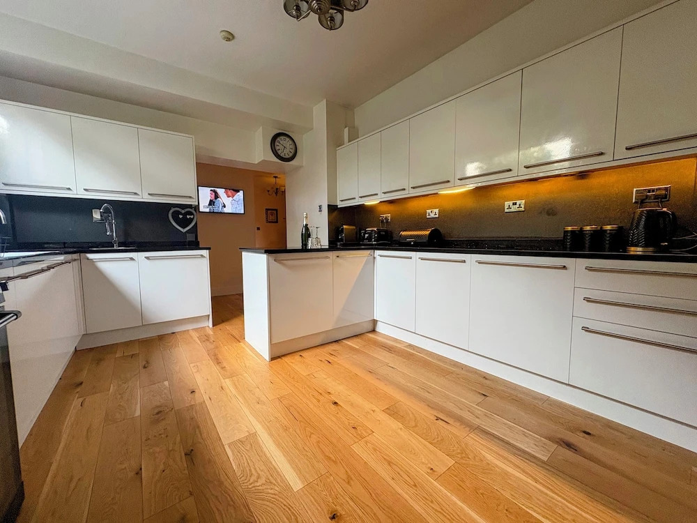 Park View Apartment & Rooms