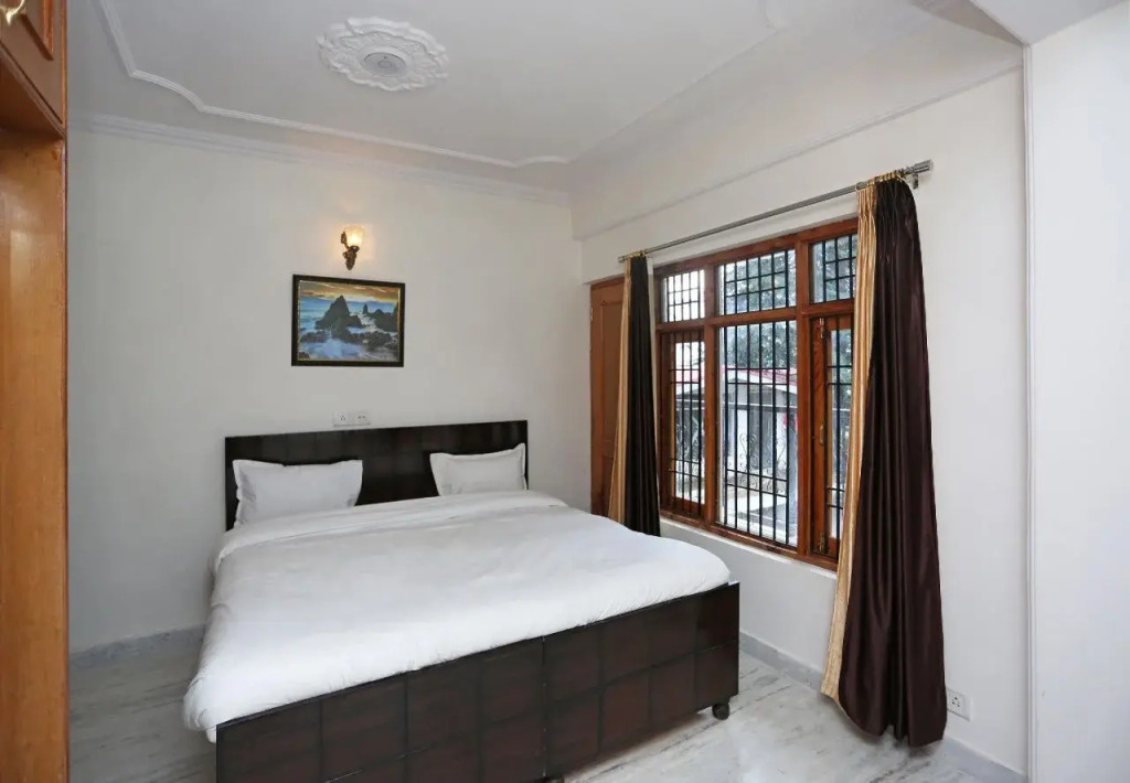 Pinewood Valley by OYO Rooms