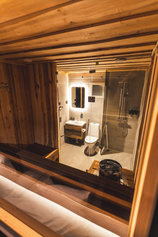 Suomu Aurora Glass Resort